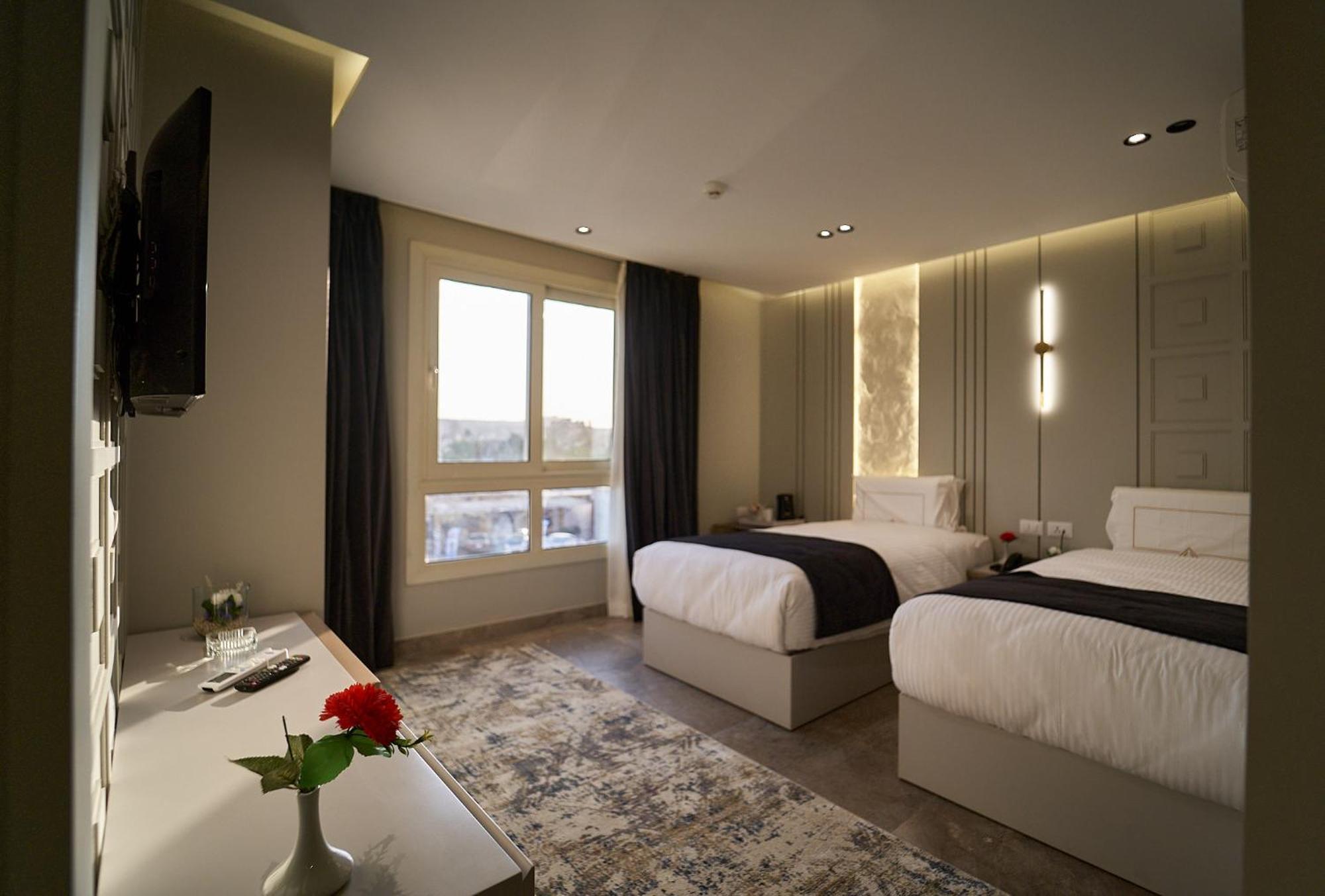 Pyramids Charm Hotel Al Kawm al Akhdar Bagian luar foto