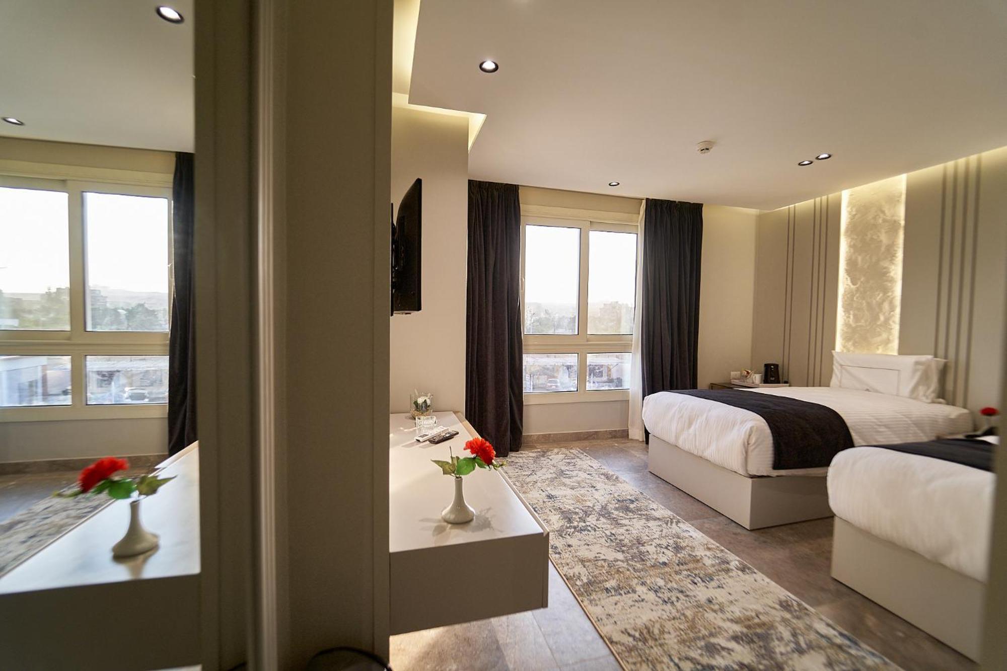 Pyramids Charm Hotel Al Kawm al Akhdar Bagian luar foto