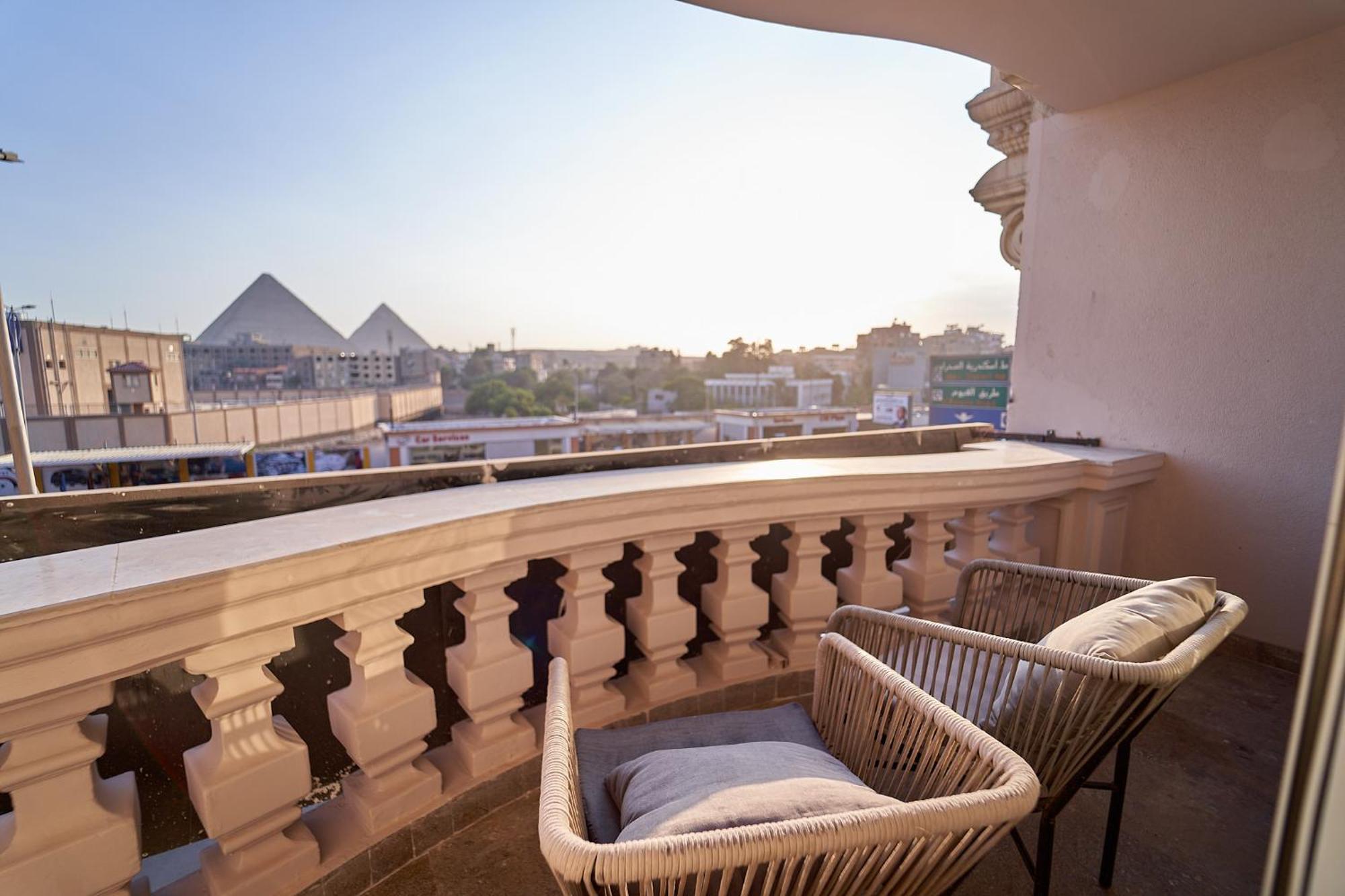 Pyramids Charm Hotel Al Kawm al Akhdar Bagian luar foto