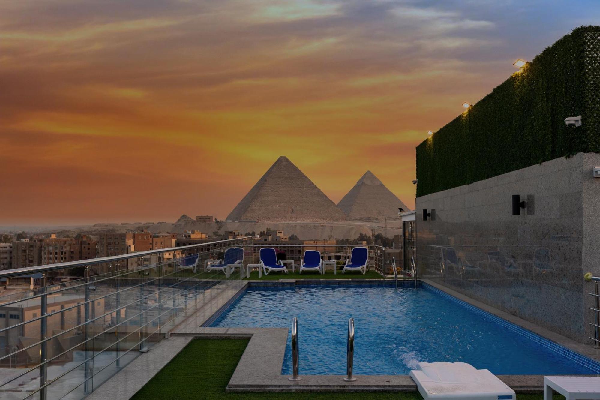 Pyramids Charm Hotel Al Kawm al Akhdar Bagian luar foto